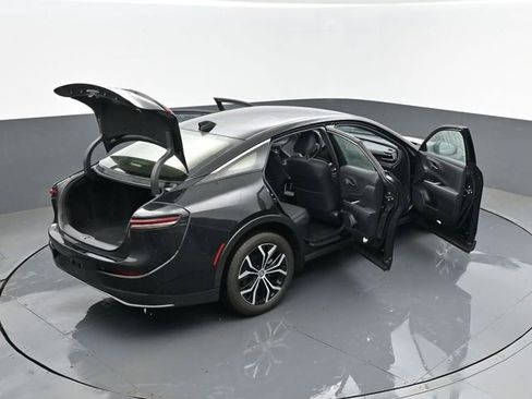 Used 2024 Toyota Crown XLE image 27