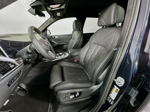 Used 2027 BMW X7 xDrive40i w/ M Sport Package AWD/4WD image 16