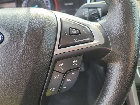 Certified 2020 Ford Fusion SE FWD image 22