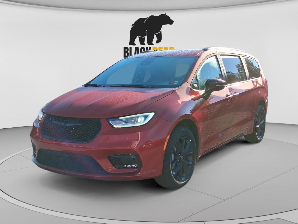 New 2026 Chrysler Pacifica Select w/ S Appearance Package AWD/4WD image 7