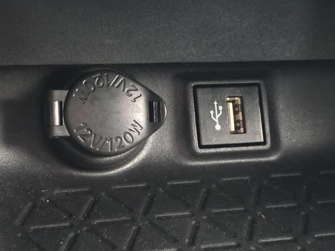 Certified 2024 Toyota RAV4 XLE AWD/4WD image 28