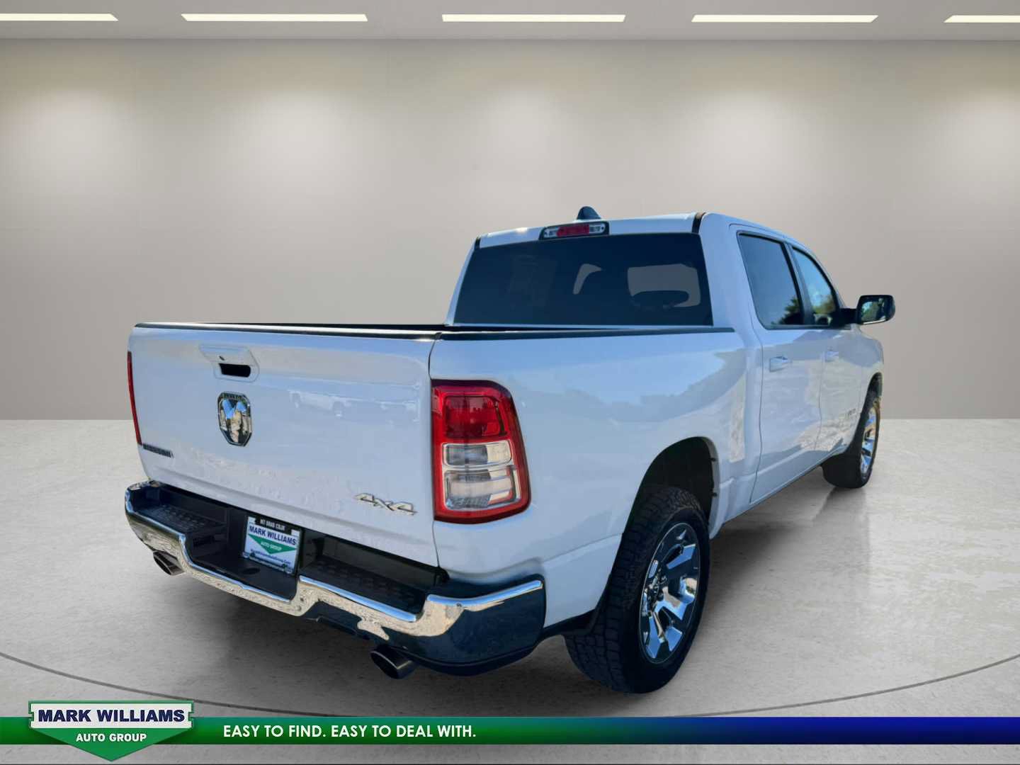 Used 2022 RAM 1500 Big Horn AWD/4WD image 3