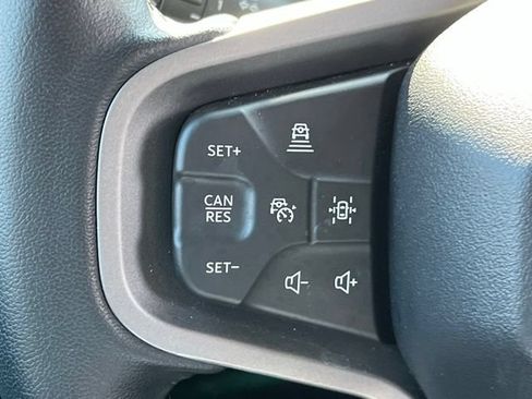 Used 2024 Ford Bronco Badlands AWD/4WD image 17