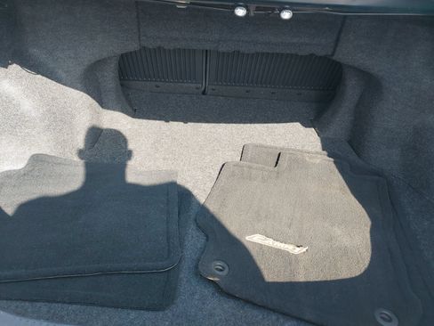 Used 2012 Toyota Camry SE FWD image 12