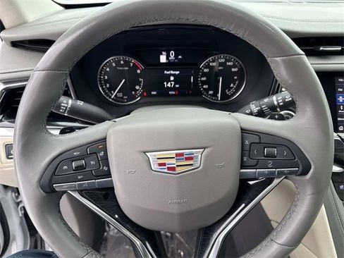 Used 2020 Cadillac XT6 Premium Luxury image 26