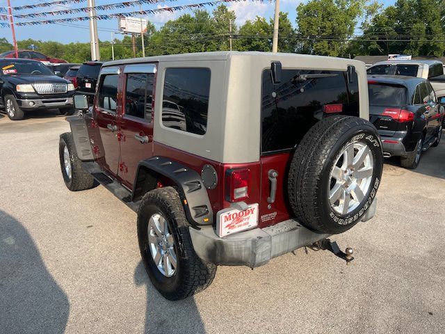 Used 2007 Jeep Wrangler Unlimited Sahara w/ Dual Top Group RWD image 7