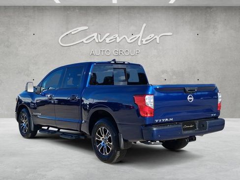 Used 2024 Nissan Titan SV w/ SV Convenience Package image 14
