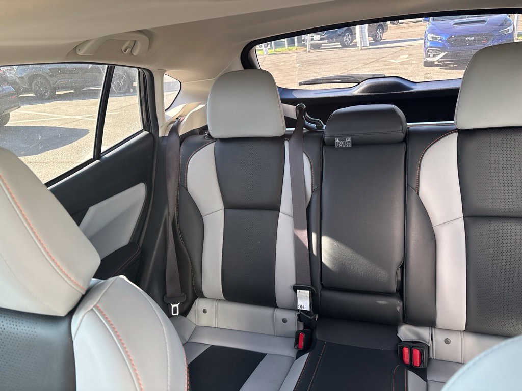 Used 2020 Subaru Crosstrek 2.0i Limited w/ Moonroof Package w/Navigation AWD/4WD image 16