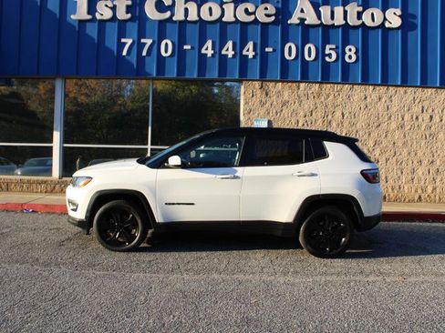 Used 2021 Jeep Compass Latitude w/ Sun and Sound Group image 8
