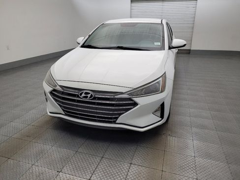 Used 2019 Hyundai Elantra SE w/ Cargo Package FWD image 15