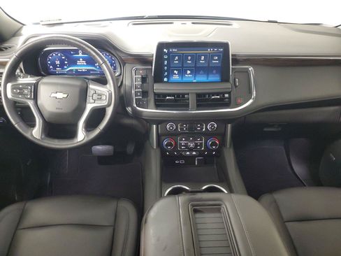 Used 2023 Chevrolet Tahoe LT w/ Luxury Package RWD image 14