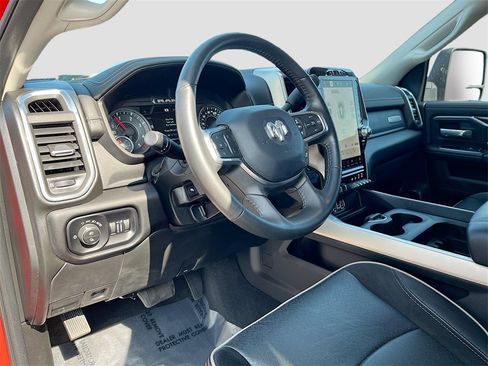 Used 2024 RAM 2500 Laramie w/ Safety Group image 9