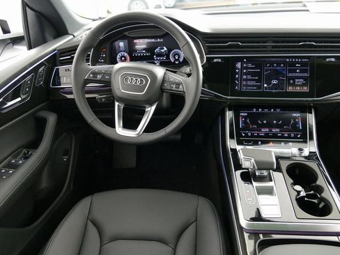 New 2026 Audi Q8 Premium Plus image 23