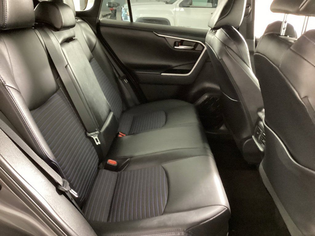 Used 2023 Toyota RAV4 XSE AWD/4WD image 20