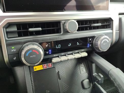 Used 2025 Toyota 4Runner TRD Off-Road Premium w/ Tow Technology Package AWD/4WD image 16