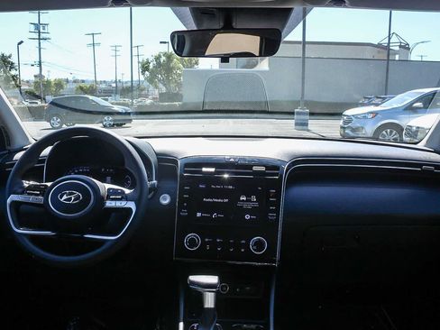 Certified 2023 Hyundai Tucson SEL image 17