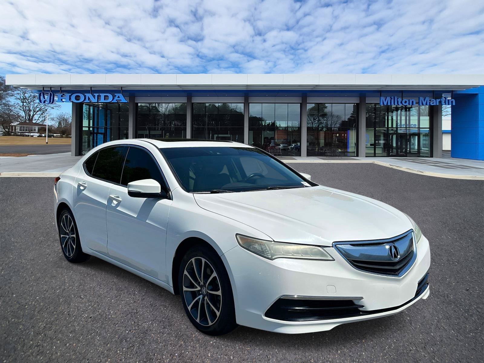 Used 2016 Acura TLX w/ Technology Package FWD image 1