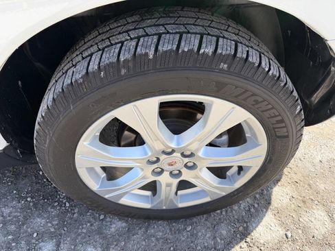 Used 2010 Cadillac SRX Performance image 9