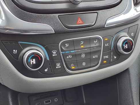 Used 2019 Chevrolet Equinox Premier image 14