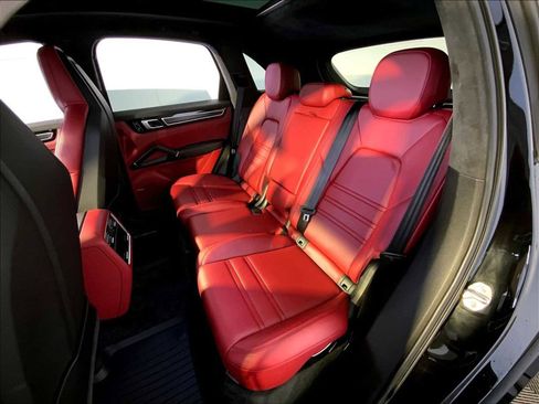 Certified 2021 Porsche Cayenne GTS AWD/4WD image 24
