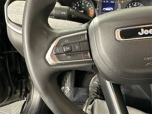 Certified 2022 Jeep Compass Latitude image 26