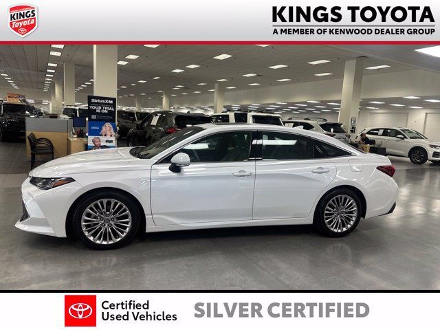 Used 2019 Toyota Avalon Limited w/ Advanced Safety Package FWD image 4