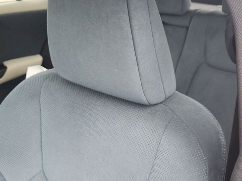 Certified 2023 Lexus RZ 450e Premium image 19