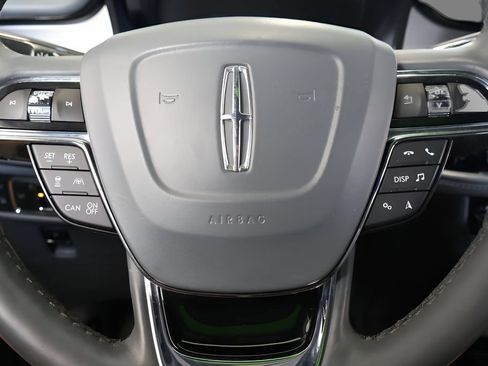 Used 2021 Lincoln Nautilus Reserve w/ Equipment Group 201A FWD image 21