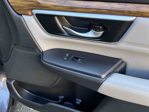 Used 2018 Honda CR-V Touring image 56