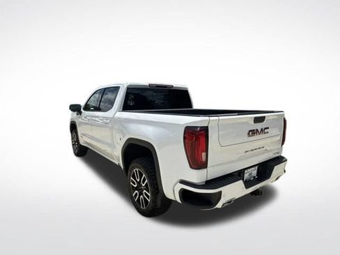 Used 2024 GMC Sierra 1500 AT4 w/ AT4 Premium Package AWD/4WD image 5