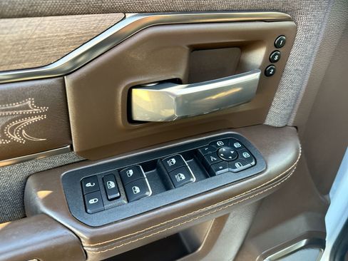 Used 2025 RAM 2500 Limited image 13