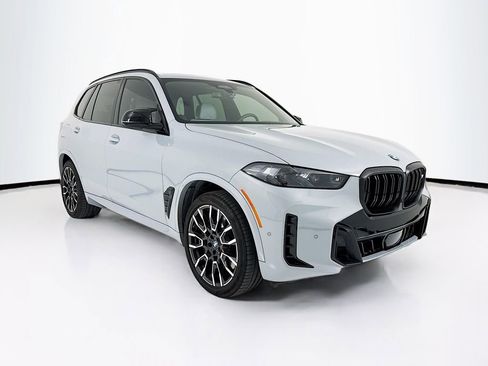 Used 2025 BMW X5 M60i image 9