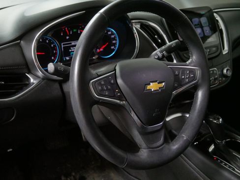 Used 2017 Chevrolet Malibu Premier w/ Premier Sun and Wheel Package image 11