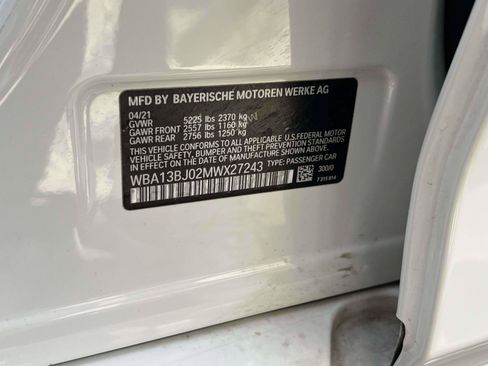 Used 2021 BMW 530i xDrive w/ Premium Package image 27