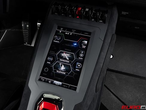 Used 2022 Lamborghini Huracan STO image 38