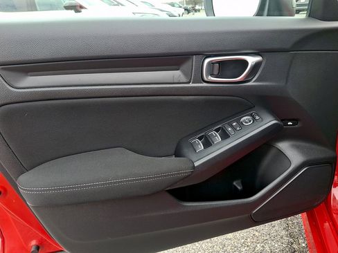 Used 2022 Honda Civic Sport image 12