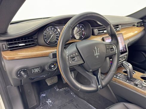 Used 2022 Maserati Quattroporte GT image 14
