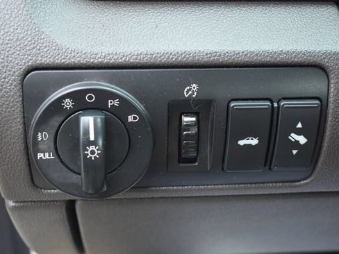 Used 2009 Ford Taurus Limited AWD/4WD image 22