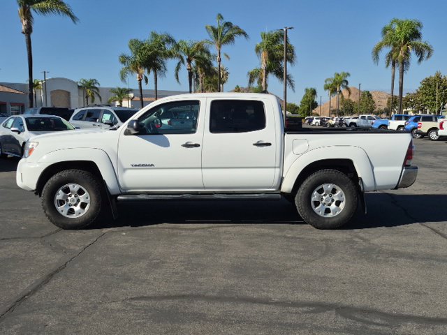 Used 2015 Toyota Tacoma PreRunner w/ SR5 Package RWD image 8
