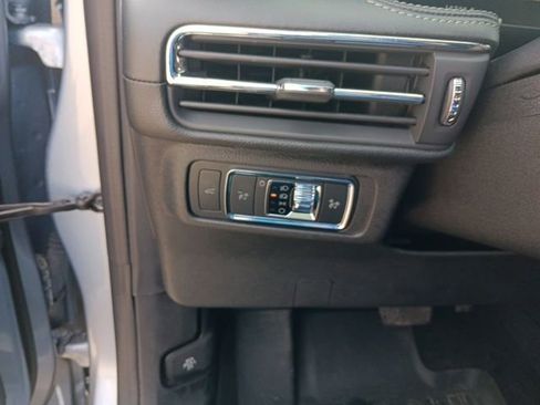 Used 2022 Lincoln Corsair Reserve w/ Elements Package image 12