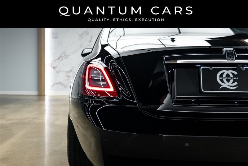 Used 2021 Rolls-Royce Ghost AWD/4WD image 28
