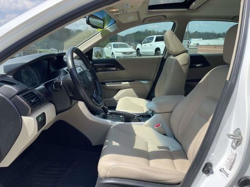 Used 2016 Honda Accord EX-L image 4