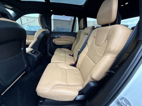 Used 2024 Volvo XC90 B6 Ultimate w/ Protection Package image 25
