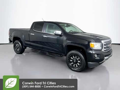 Used 2017 GMC Canyon SLT image 1