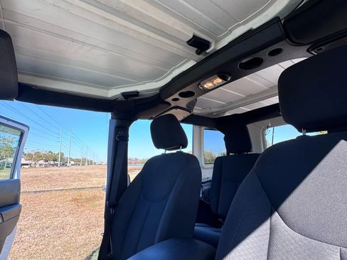 Used 2017 Jeep Wrangler Unlimited Sport w/ Quick Order Package 24S image 17