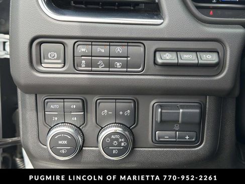 Used 2024 GMC Yukon AT4 w/ AT4 Premium Plus Package AWD/4WD image 35