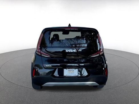 Used 2025 Kia Soul LX w/ LX Technology Package image 12