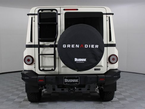 New 2025 INEOS Grenadier Fieldmaster Edition image 5