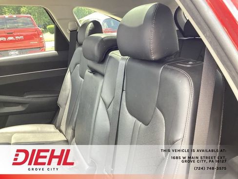 Used 2022 Kia Sorento S w/ Panoramic Sunroof Package AWD/4WD image 12
