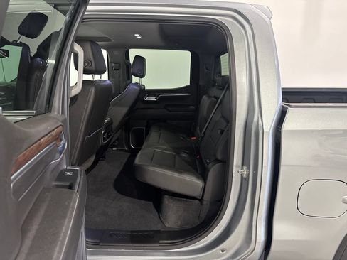 Used 2023 GMC Sierra 1500 SLT w/ SLT Convenience Package AWD/4WD image 19